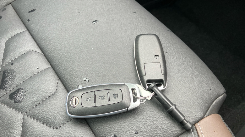 Nissan Qashqai 1.3 DiG-T MH Tekna 5dr Petrol Hatchback